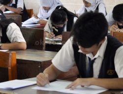 Soal Aqidah Akhlak Kelas 11 semester 2 Tentang Kisah Teladan