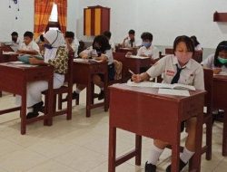 Soal Ekonomi Kelas 12 semester 1 Tentang penilaian tengah semester