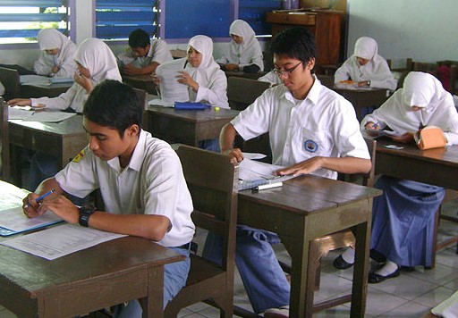 Soal Sejarah Kelas 11 semester 2 Tentang ulangan tengah semester