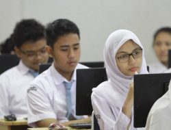 Soal Bahasa Indonesia Kelas 10 Semester 2 Tentang Puisi Dan Jawabannya