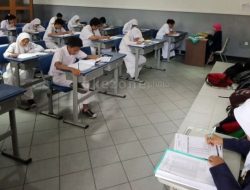 Soal Fiqih kelas 12 semester 2 Tentang Kaidah Mutlaq dan Muqayyad