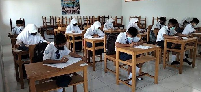 Soal PKN kelas 8 semester 2 Tentang Semangat Sumpah Pemuda yang Harus Dimiliki oleh Pelajar