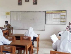 Soal PTS Mata Pelajaran Bahasa Inggris kelas 8 semester 2